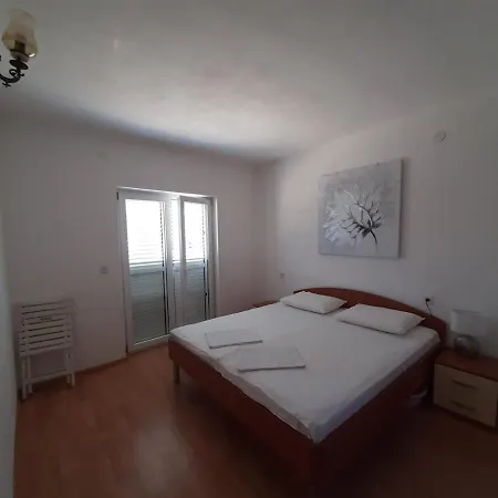 Diana Apartman